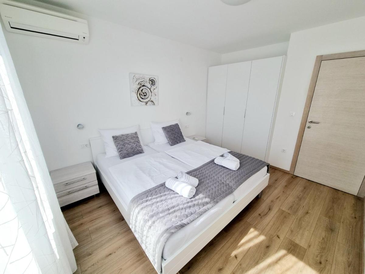 Apartman Maslina คิร์ก ภายนอก รูปภาพ