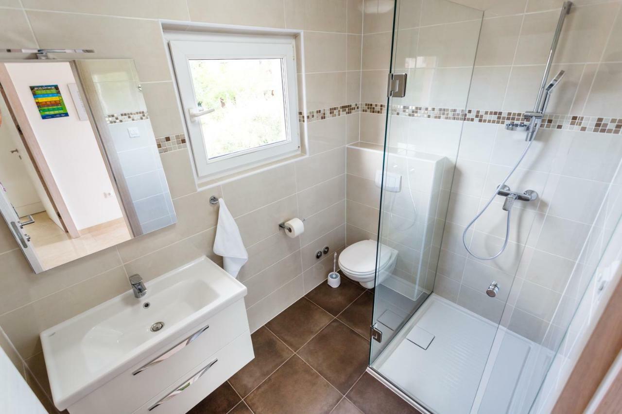 Apartman Maslina คิร์ก ภายนอก รูปภาพ